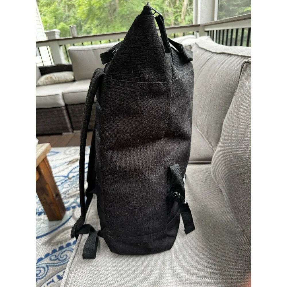 Adidas Original Zip Top Backpack In black